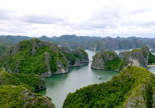 Explore Vietnam in 2025: Easier Than Ever for European Travelers! 