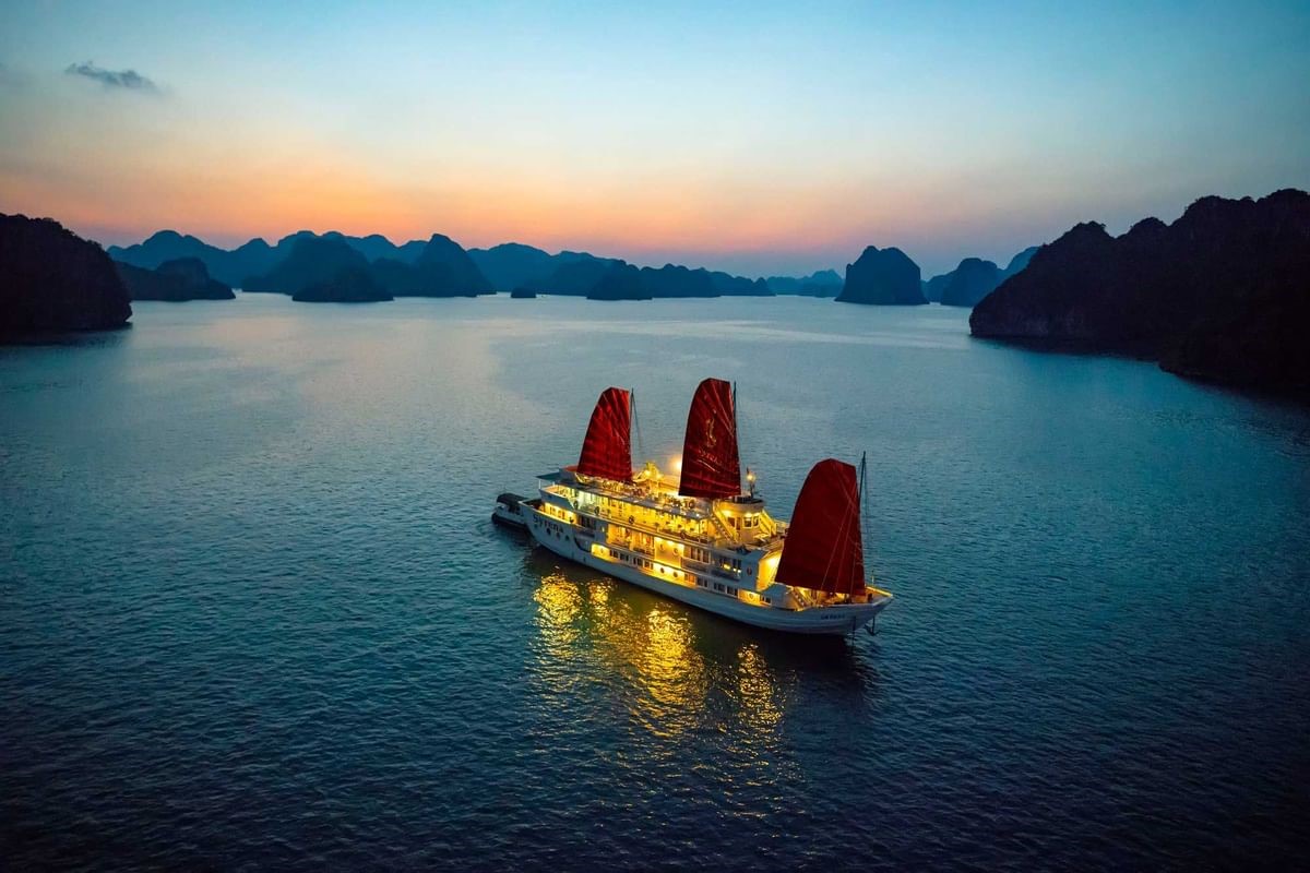 syrena-cruise-halong-bay-3