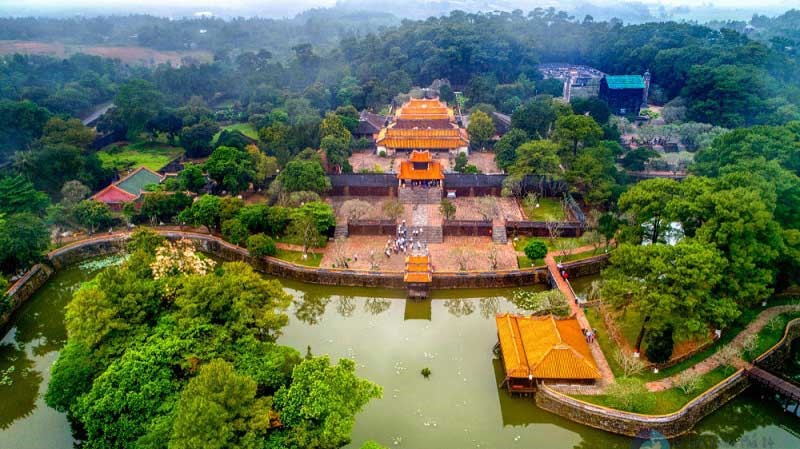 Tu-Duc-Tomb-Top-10-Tourist-Attractions-in-Hue