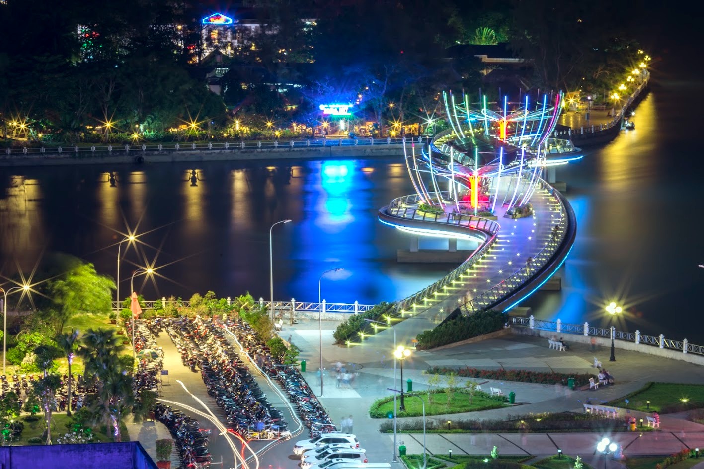 The best time to visit Ninh Kieu wharf is from November to April (source: Vinpearl) Best time to visit