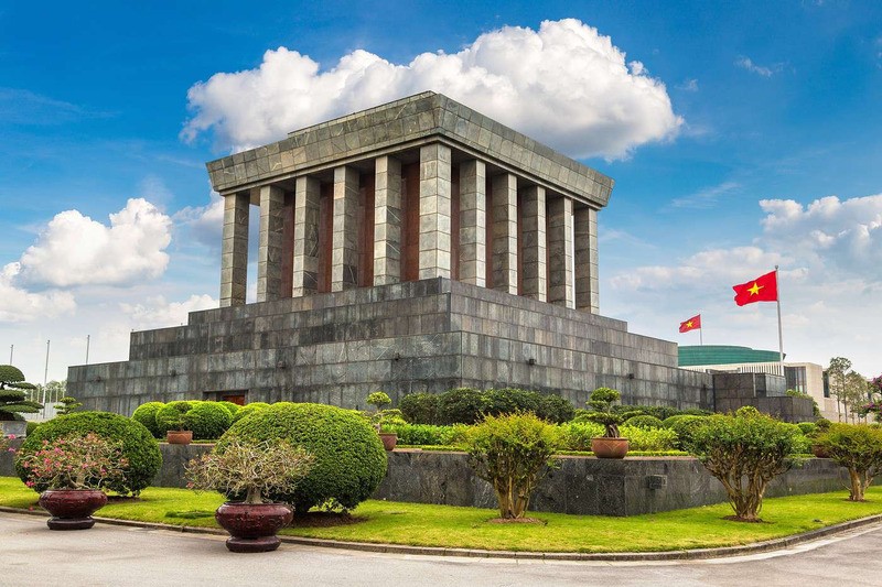 Essential information for tourists visiting the Ho Chi Minh Mausoleum (Source: Gadt Travel)