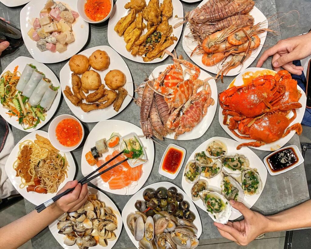 Exploring Ho Tram Night Market is fun and affordable