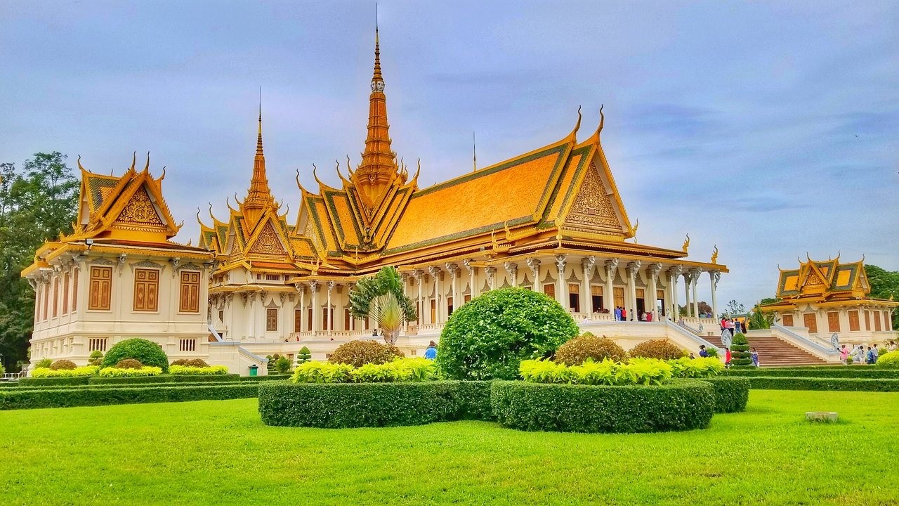 What is the Phnom Penh weather like? When is the best season to visit Phnom Penh? (Source: Tripadvisor)
