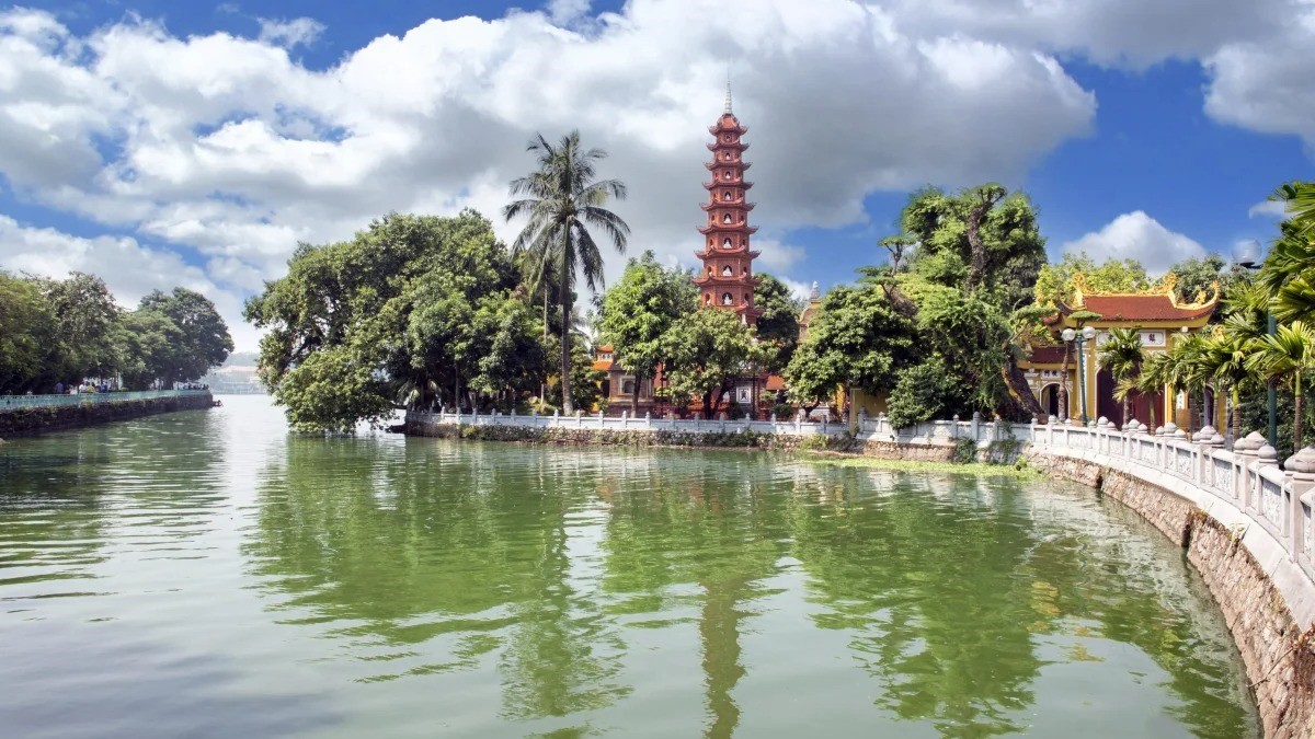 Introduction to Tran Quoc Pagoda (Source: Vinpearl)